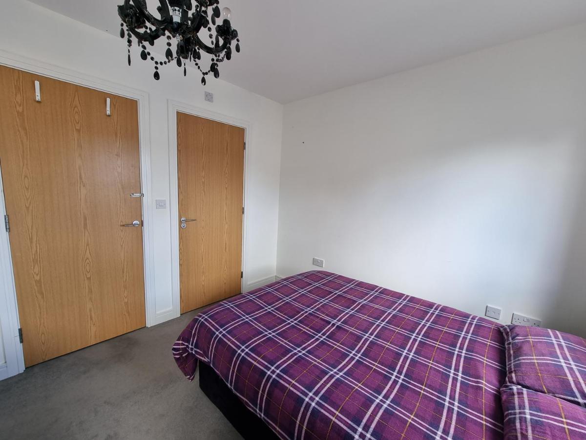 King En-Suite Close To The A30 Camborne Eksteriør billede